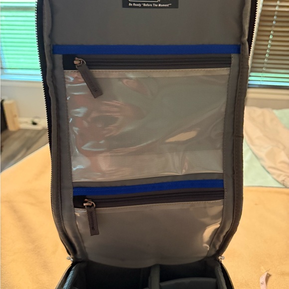 Think Tank Camera Back Pack - Picture 7 of 11